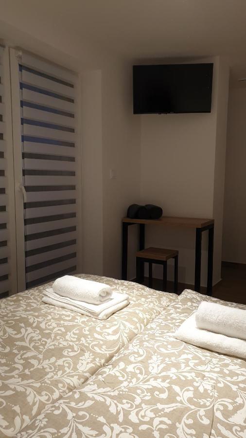 Dom Pod Groniem Hotel Rzyki Kültér fotó
