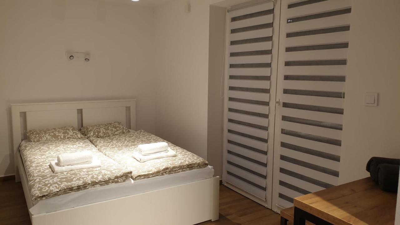 Dom Pod Groniem Hotel Rzyki Kültér fotó