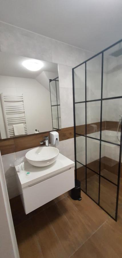 Dom Pod Groniem Hotel Rzyki Kültér fotó
