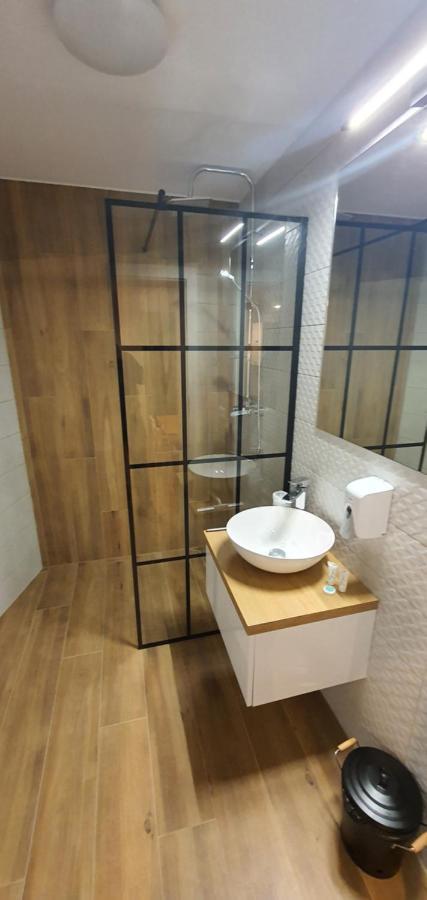Dom Pod Groniem Hotel Rzyki Kültér fotó