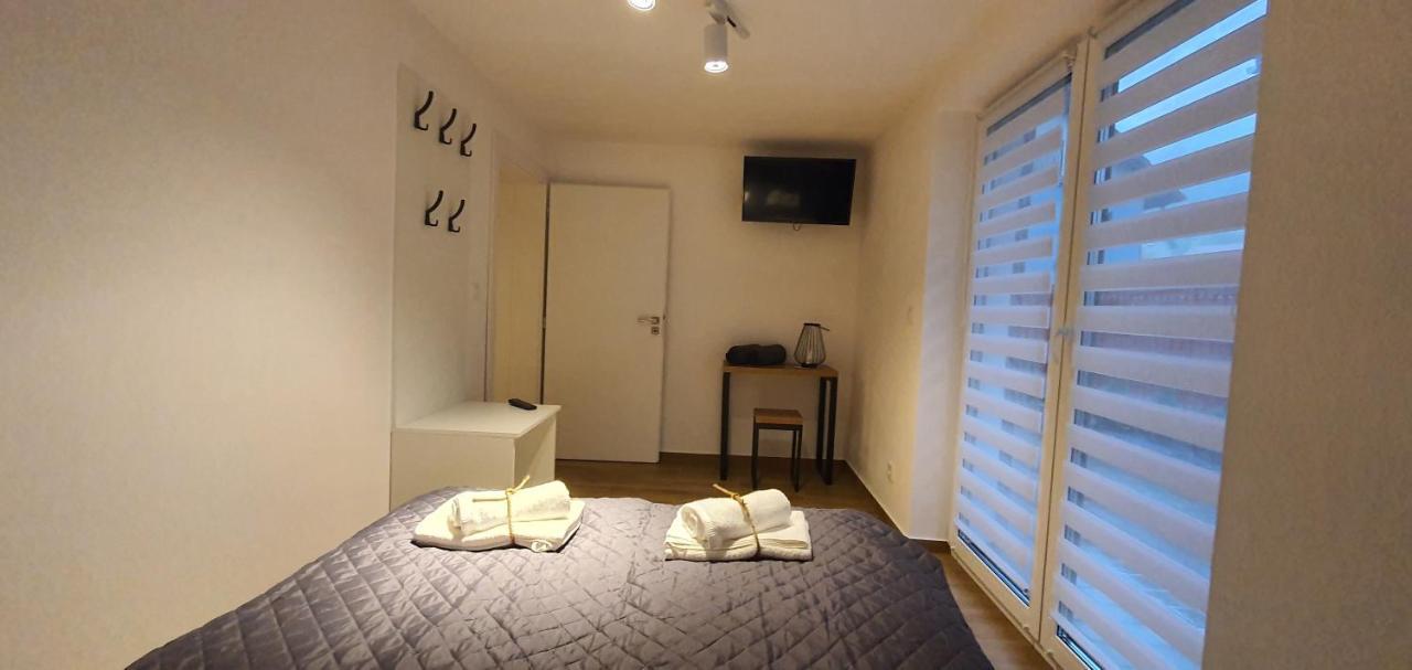 Dom Pod Groniem Hotel Rzyki Kültér fotó