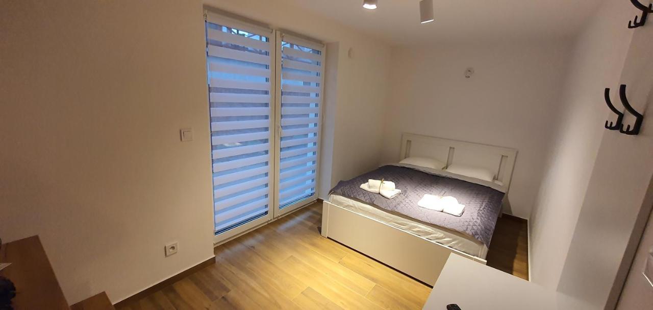 Dom Pod Groniem Hotel Rzyki Kültér fotó